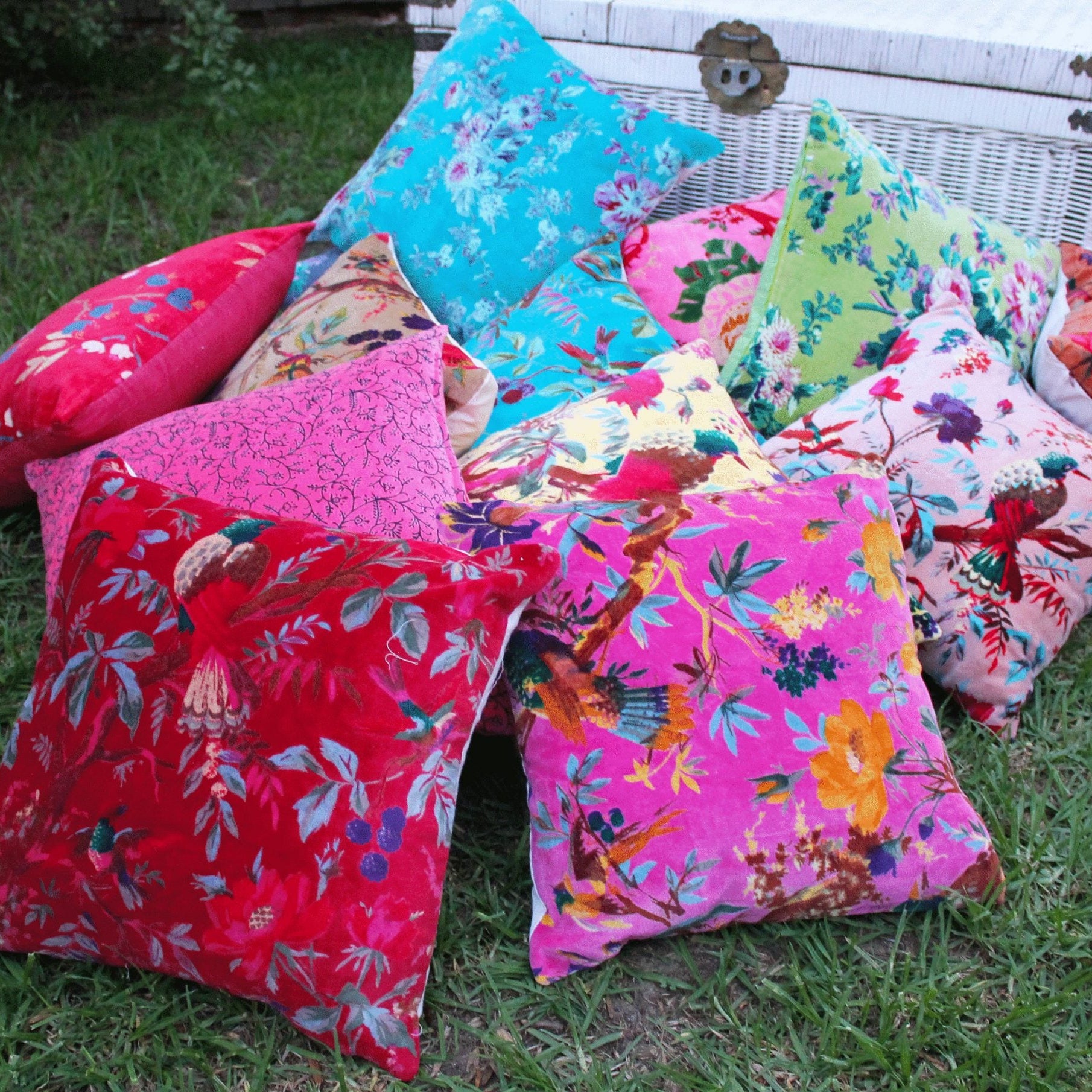 Cotton best sale velvet cushions