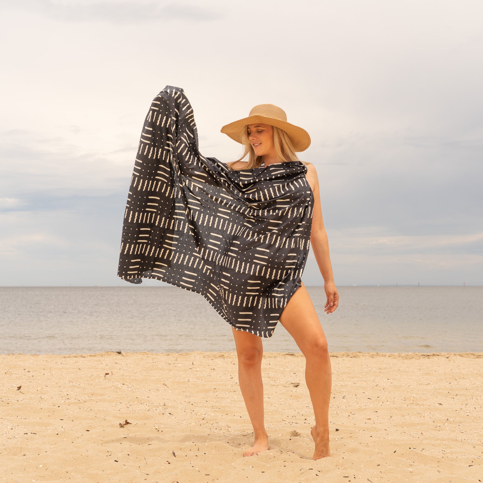 Geometric Black - 100% Cotton Sarong