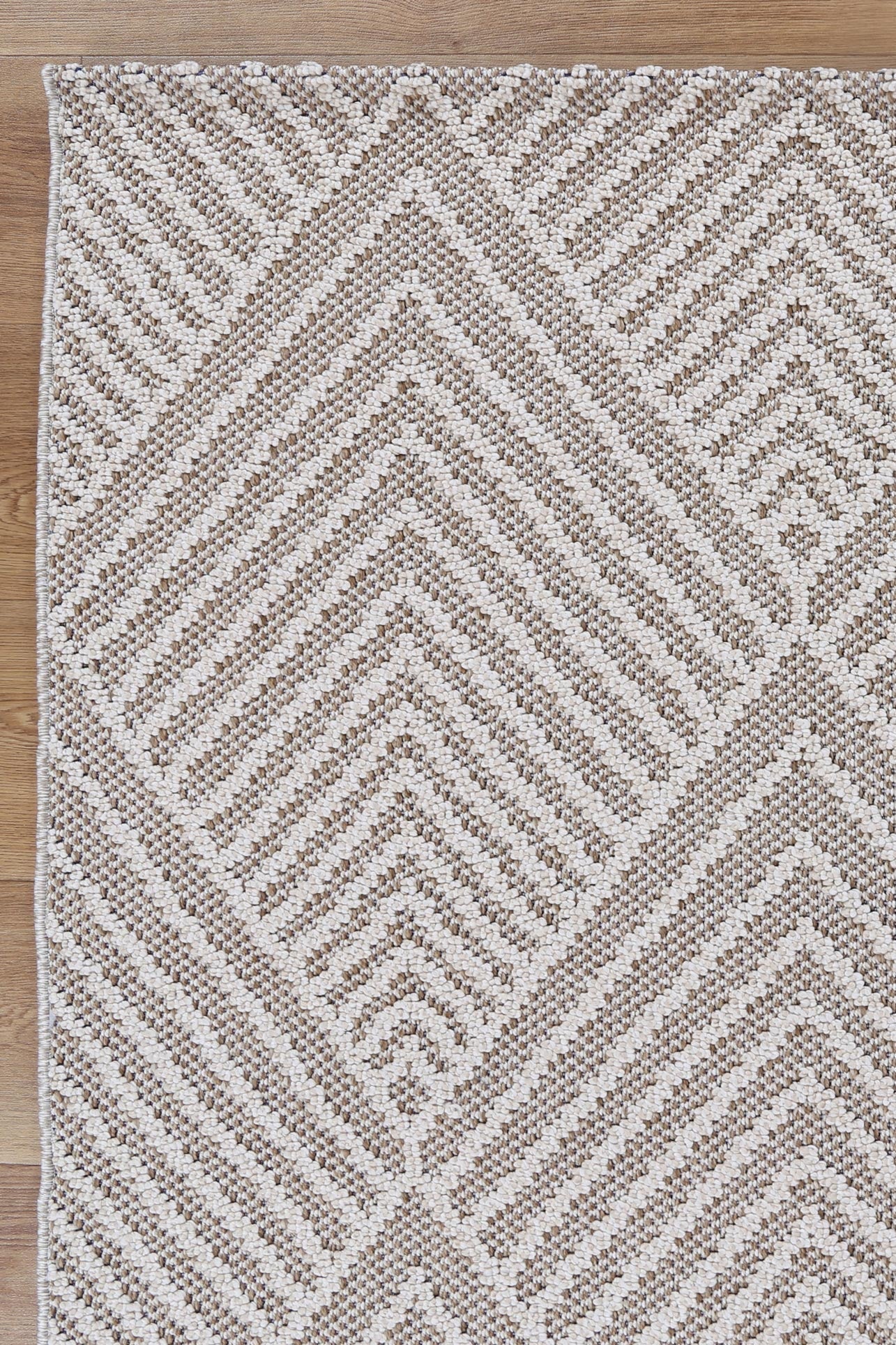 Vanuatu Onika Geometric Beige Rug