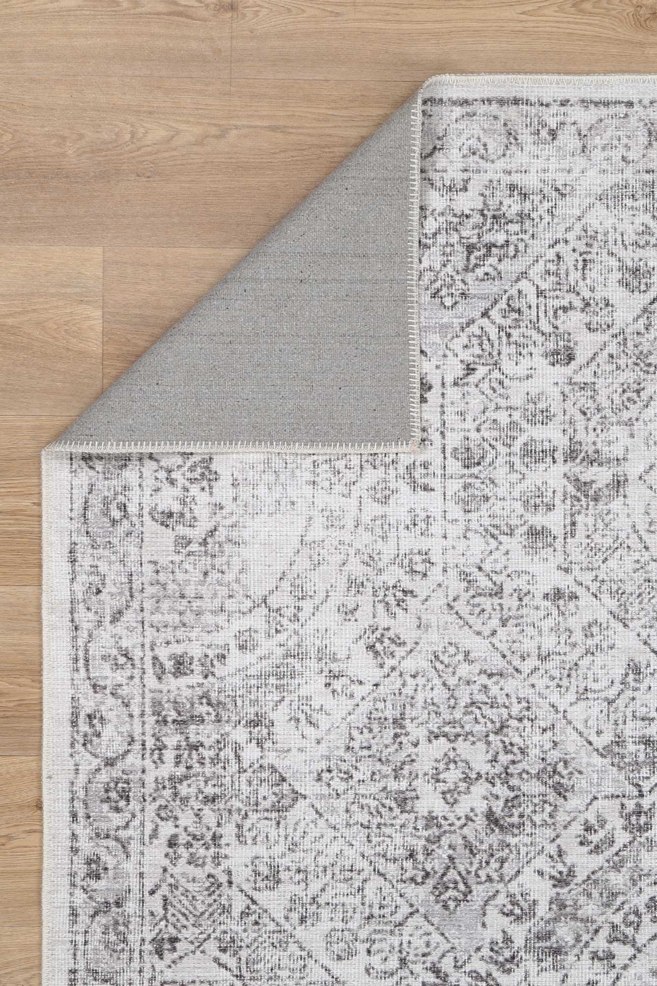 Versailles Winter In Grey Rug