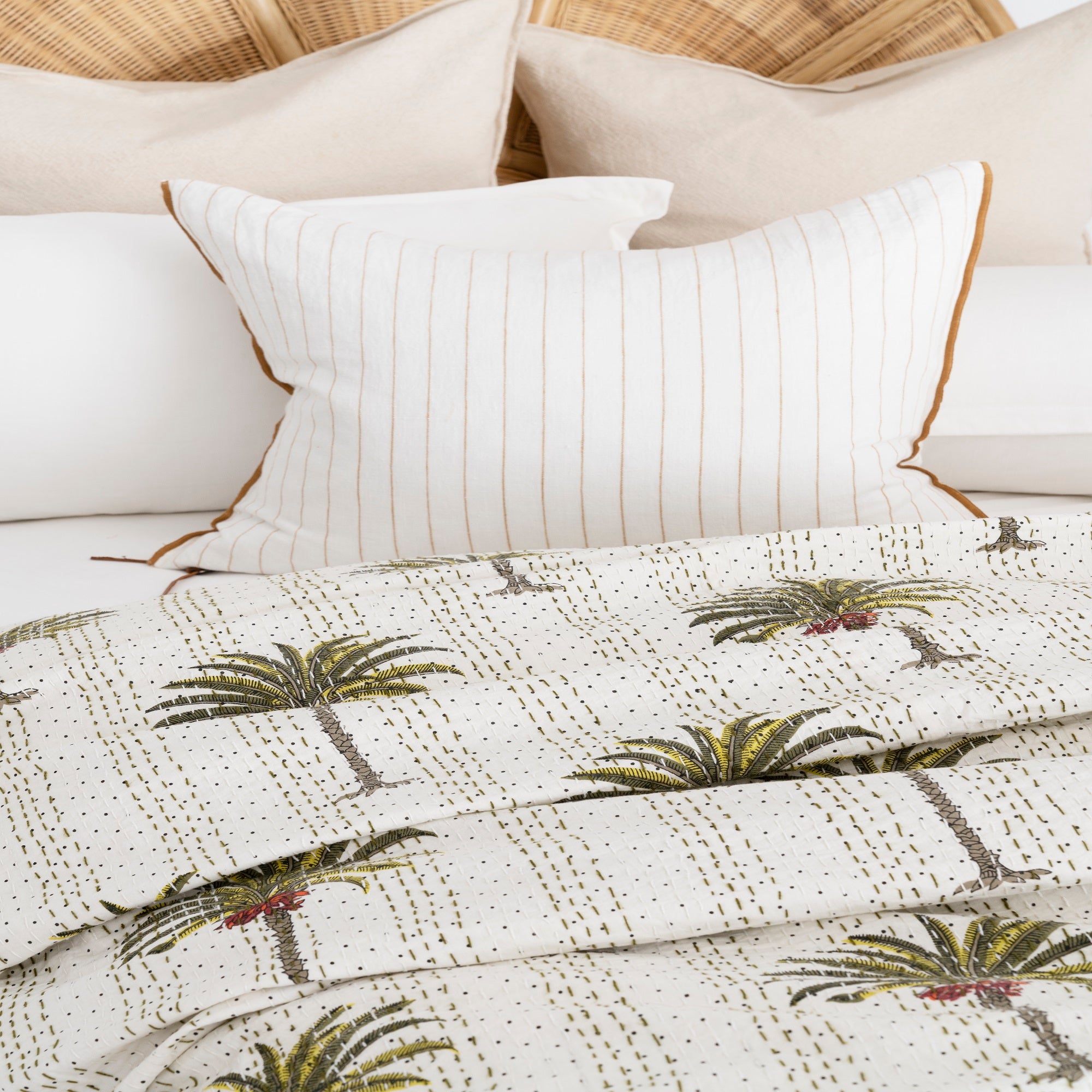 Linen Connections Indian Kantha Quilt - White Palm