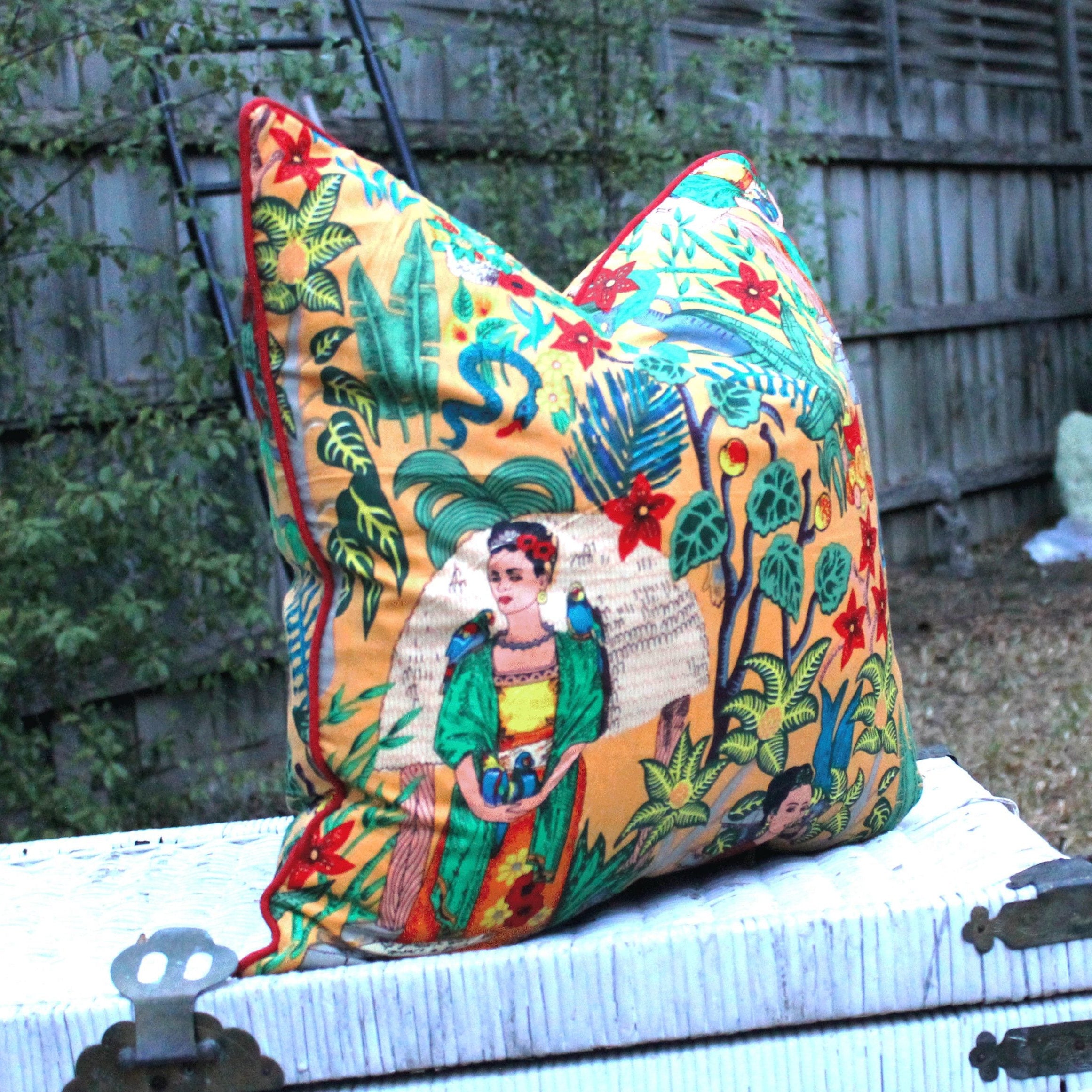 Frida kahlo cushion outlet covers