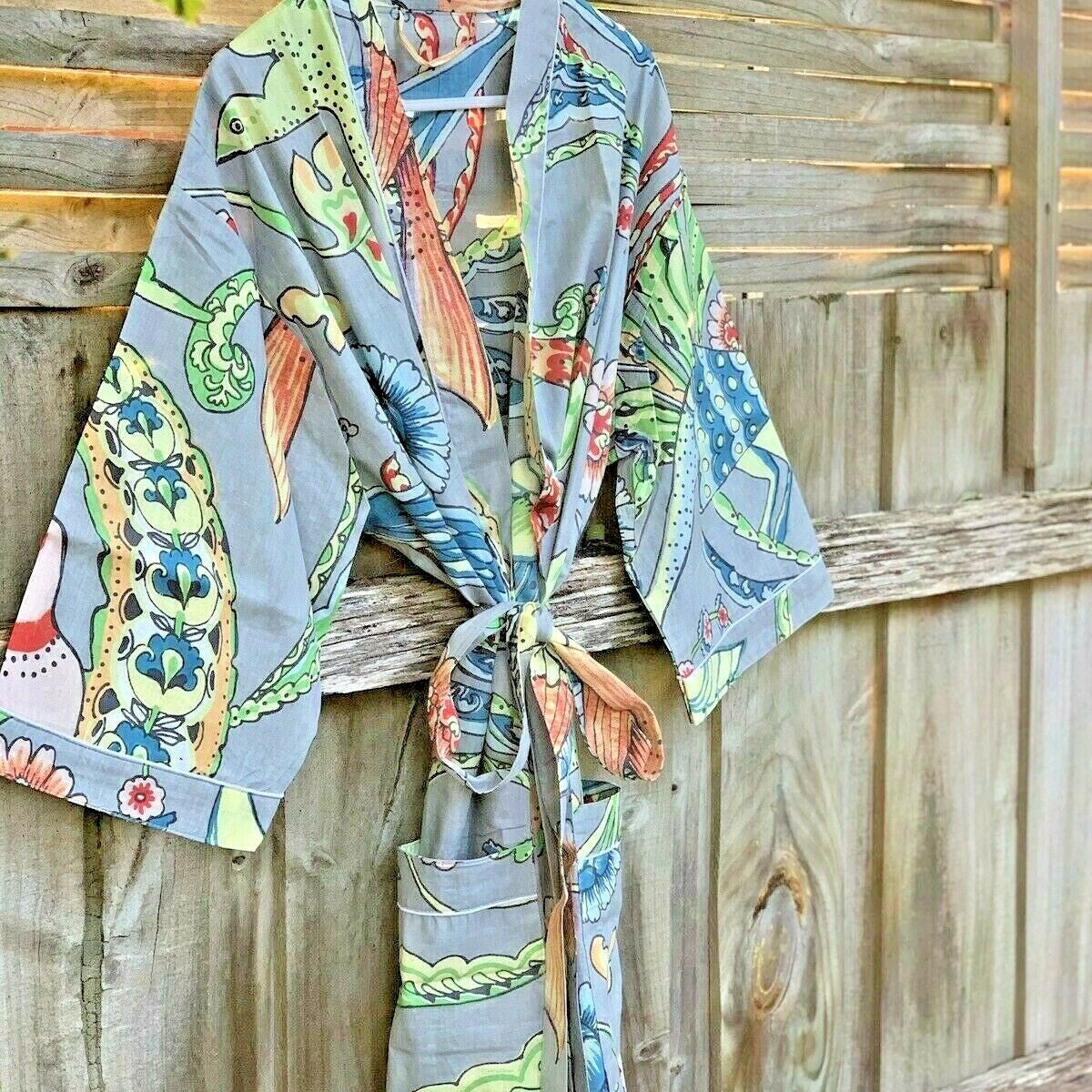 Offers 100% cotton yukata